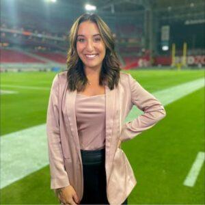 Nicole Menner Bio, Wiki, Age, Boyfriend, WJAR, Net Worth, Salary