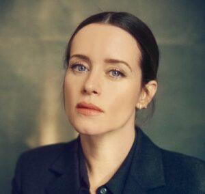 Claire Foy Bio, Wiki, Age, Height, Family, Husband, The Crown , Net
