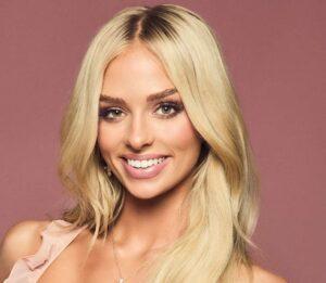 Miranda Hope Bio, Wiki, Age, Height, Family, Husband, Secret Lives of