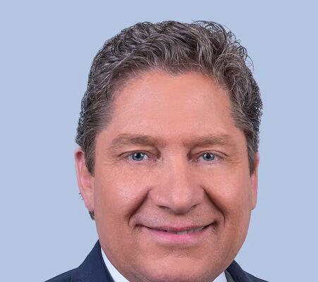 Photo of Jay Hendricks