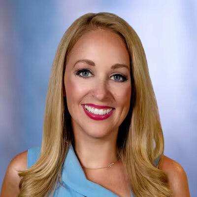 Photo of Sarah Bloom